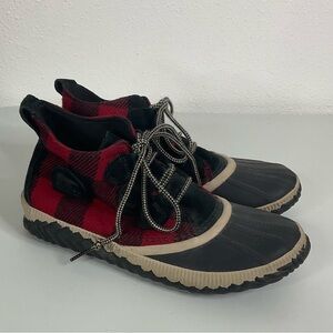 Sorel Buffalo Plaid Out N About Lace Up Ankle Boots Size 8.5